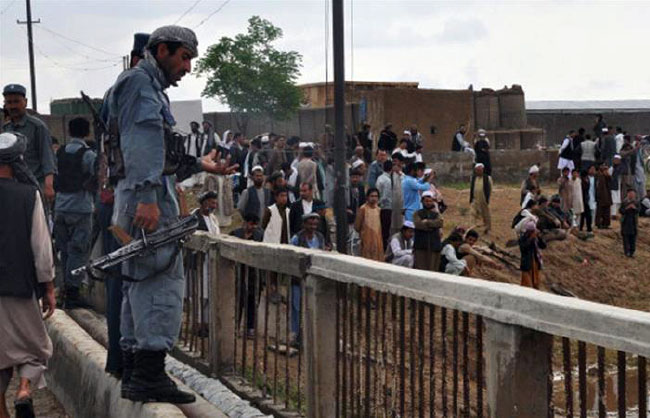 Mosque Ambush Kills 10 Police